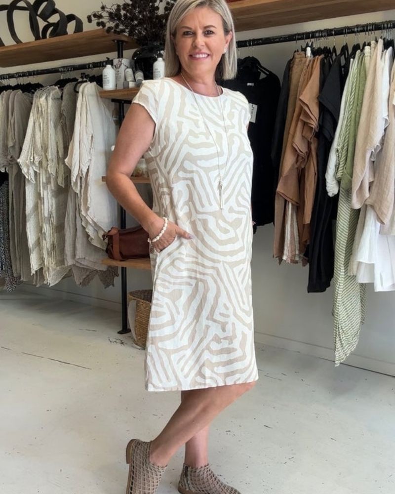 Melia™| Kesämekko pyöreällä kaula-aukolla ja kauniilla printillä